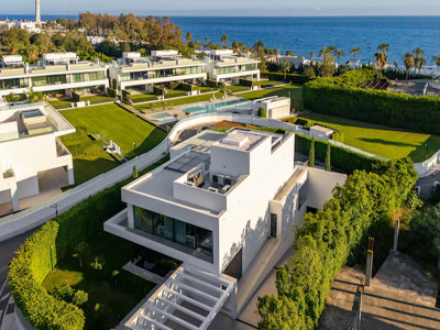 Villa zum Verkauf in Marbella Goldene Meile