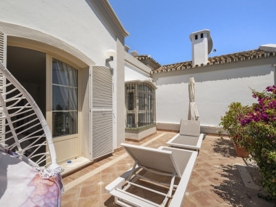 Town House for sale in Nueva Andalucia