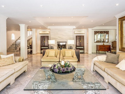 Villa for sale in Los Monteros, Marbella East