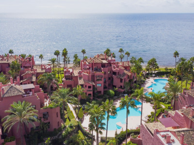 Ground Floor Apartment for sale in Menara Beach, Estepona