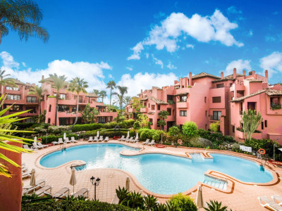 Ground Floor Apartment for sale in Menara Beach, Estepona