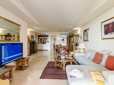 Ground Floor Apartment for sale in Menara Beach, Estepona