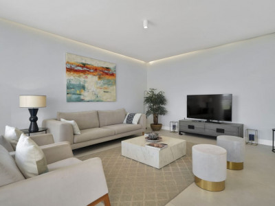 Ground Floor Apartment for sale in Estepona