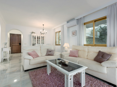 Apartment for sale in Nueva Andalucia