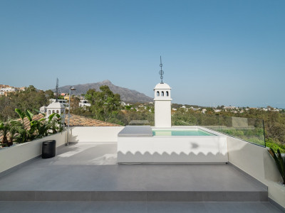 Duplex Penthouse for sale in Palacetes Los Belvederes, Nueva Andalucia