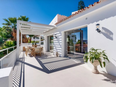 Villa en venta en Nueva Andalucia