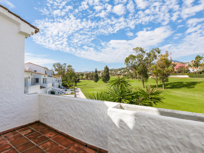 Town House for sale in Los Naranjos Country Club, Nueva Andalucia