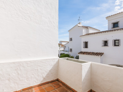 Town House for sale in Los Naranjos Country Club, Nueva Andalucia