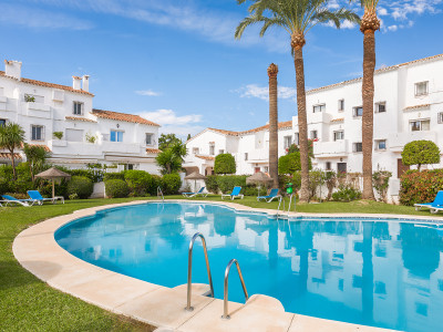 Town House for sale in Los Naranjos Country Club, Nueva Andalucia