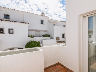 Town House for sale in Los Naranjos Country Club, Nueva Andalucia