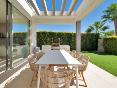 Villa en venta en Benahavis