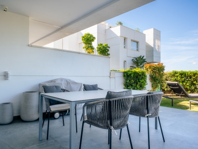 Ground Floor Apartment for sale in La Quinta, Benahavis