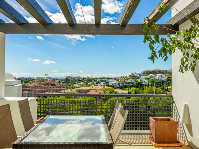 Apartment for sale in Los Flamingos, Benahavis