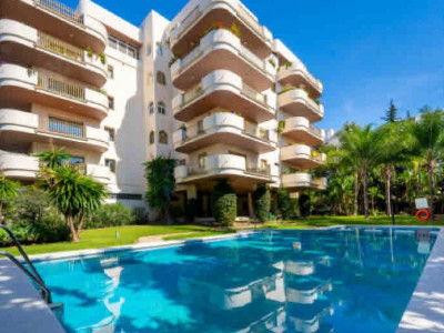 Apartment for sale in Nueva Andalucia