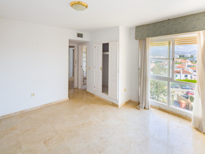 Atico Duplex en venta en Monte Biarritz, Estepona