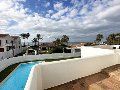 Villa for sale in Marbesa, Marbella East