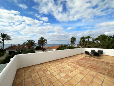 Villa for sale in Marbesa, Marbella East