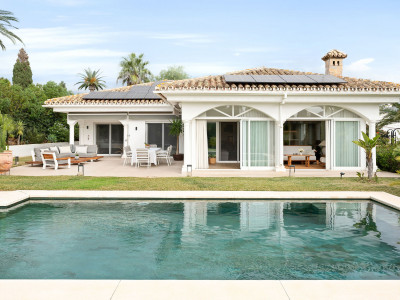 Villa à vendre à Elviria, Marbella Est