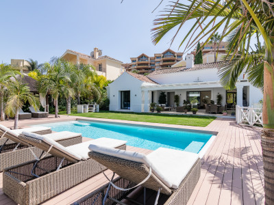 Villa à vendre à Nueva Andalucia