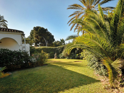 Villa zum Verkauf in Marbesa, Marbella Ost