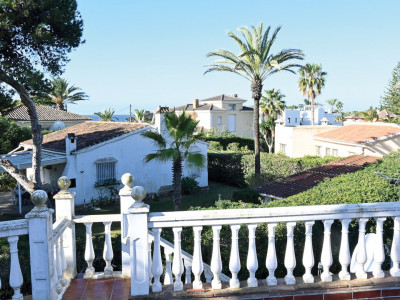 Villa zum Verkauf in Marbesa, Marbella Ost