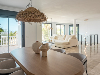 Villa for sale in Buena Vista, Mijas Costa