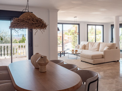 Villa for sale in Buena Vista, Mijas Costa