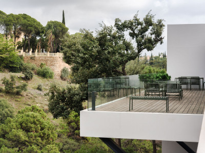 Villa for sale in El Madroñal, Benahavis