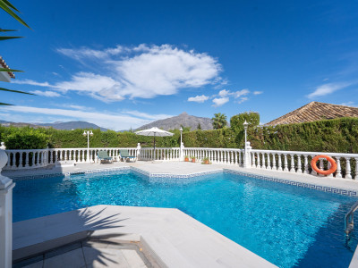 Villa à vendre à Nueva Andalucia