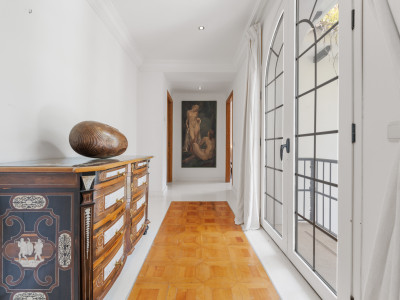 Villa en venta en Paraiso Barronal, Estepona