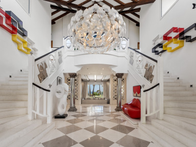 Villa en venta en Paraiso Barronal, Estepona