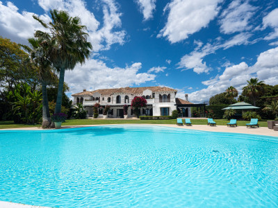 Villa en venta en Paraiso Barronal, Estepona