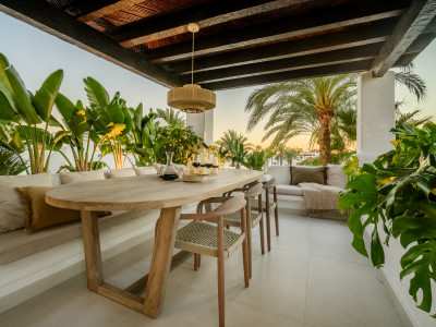 Penthouse duplex à vendre à Alcazaba Beach, Estepona