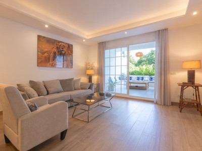 Apartamento Planta Baja en venta en Puente Romano, Marbella Golden Mile