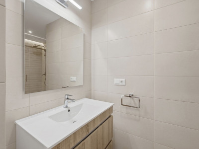 Ground Floor Apartment for sale in Puente Romano, Marbella Golden Mile