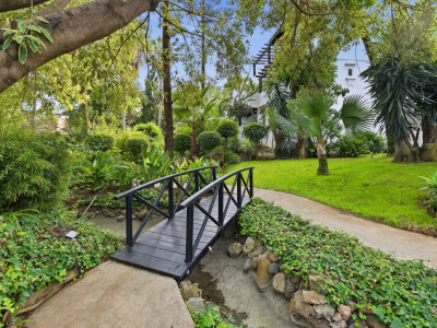 Ground Floor Apartment for sale in Puente Romano, Marbella Golden Mile