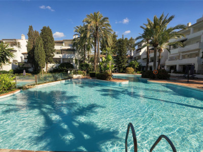Ground Floor Apartment for sale in Puente Romano, Marbella Golden Mile