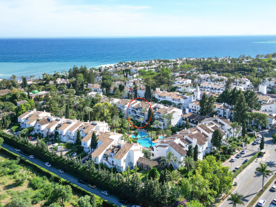 Apartamento Planta Baja en venta en Puente Romano, Marbella Golden Mile