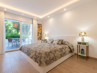 Apartamento Planta Baja en venta en Puente Romano, Marbella Golden Mile