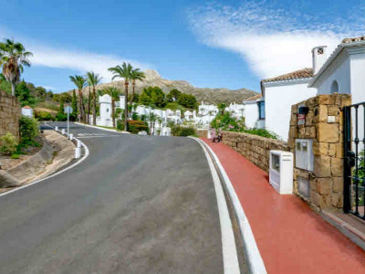 Villa Jumelée à vendre à Marbella Hill Club, Marbella Golden Mile
