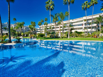 Apartamento en venta en Los Granados, Marbella - Puerto Banus