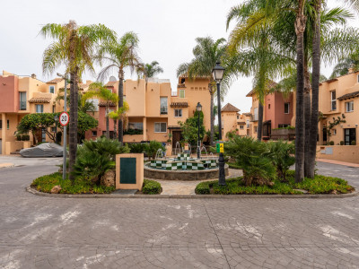 Maison de Ville à vendre à Condes de Iza, Nueva Andalucia