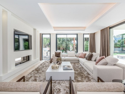 Villa zum Verkauf in Marbesa, Marbella Ost