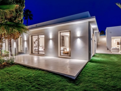 Villa zum Verkauf in Marbesa, Marbella Ost