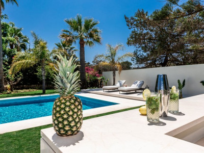 Villa zum Verkauf in Marbesa, Marbella Ost