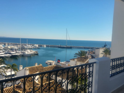 Penthouse for sale in Benabola, Marbella - Puerto Banus