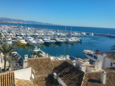 Penthouse for sale in Benabola, Marbella - Puerto Banus