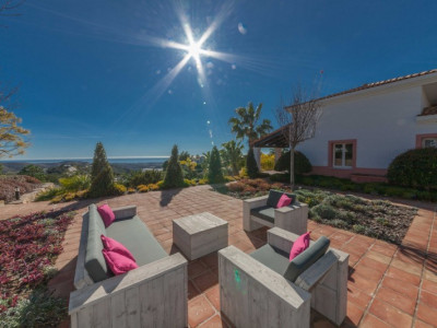 Villa for sale in Monte Mayor, Benahavis