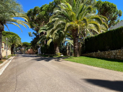 Grundstück zum Verkauf in Hacienda las Chapas, Marbella Ost