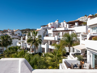 Duplex Penthouse for sale in Las Tortugas de Aloha, Nueva Andalucia